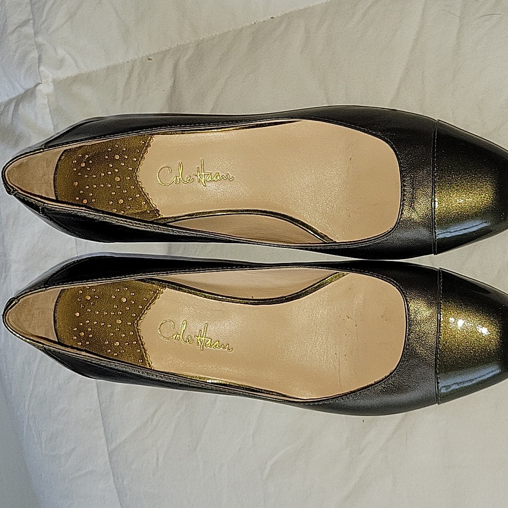 Cole Haan Women's Olive Green Heels - Picture 5 of 12